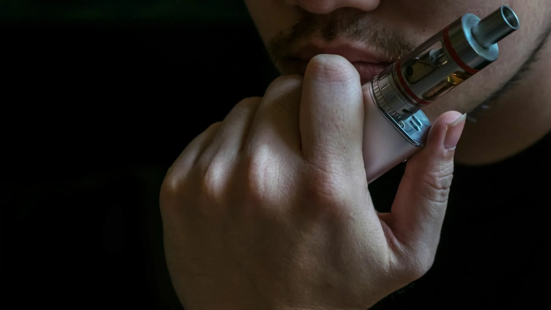Ar seco e vape formam combinação perigosa durante estiagem no Acre, alerta pneumologista