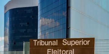 Eleições: TSE assina acordo com big techs para combater desinformação