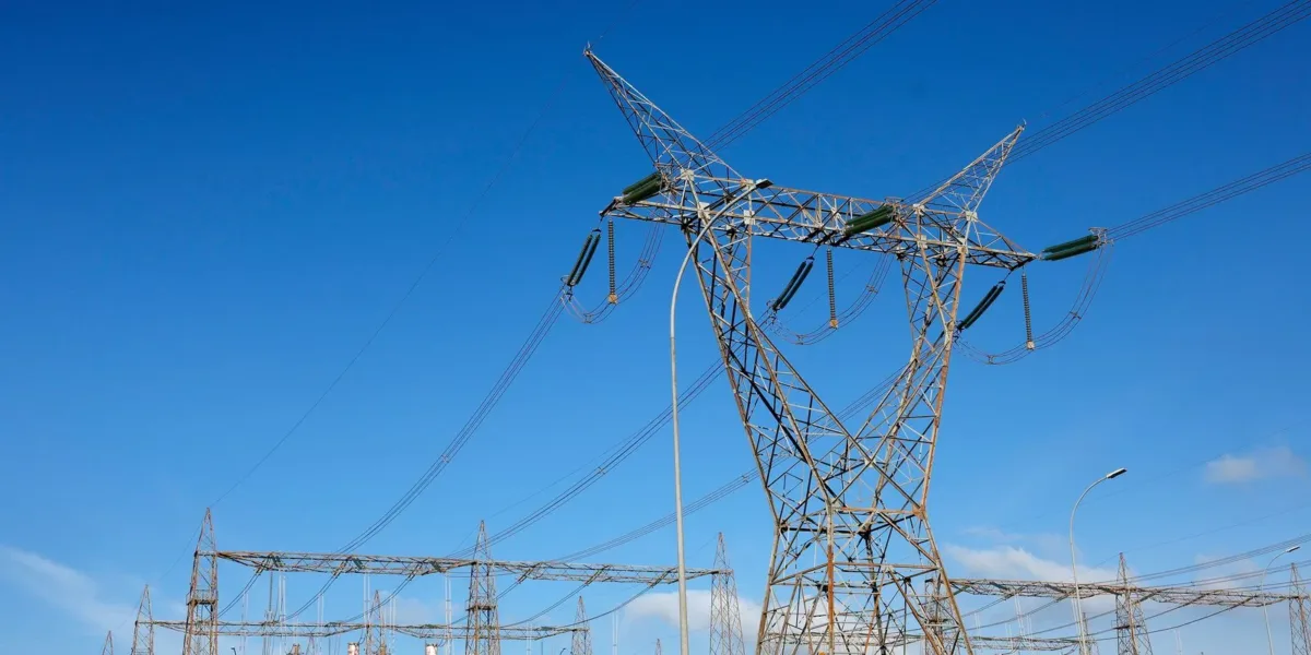 Consumidores poderão escolher fornecedores de energia a partir de 2027