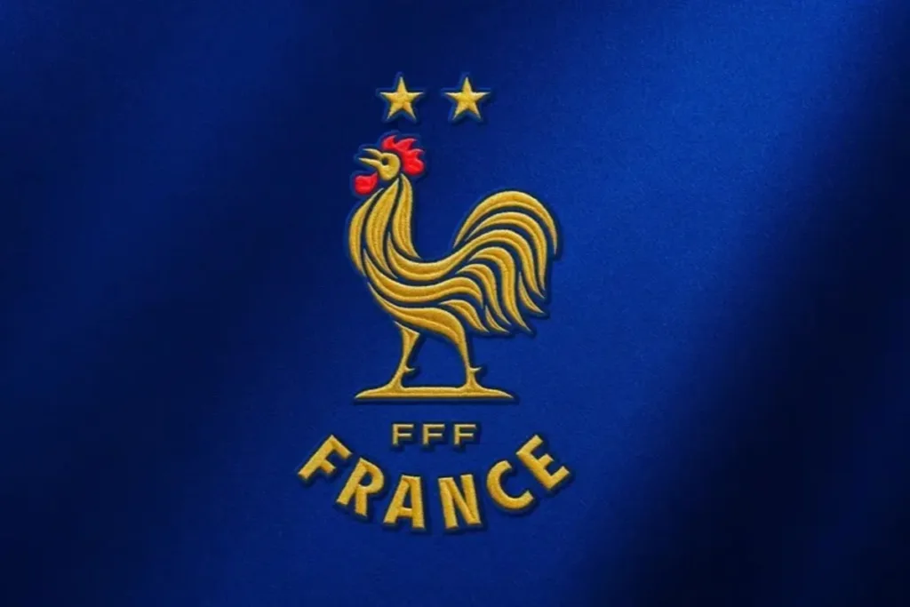 Seleção francesa muda de escudo e reformula o visual