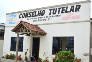 Conselho Tutelar acompanha investigação de denúncia de abuso contra criança em Sena Madureira.