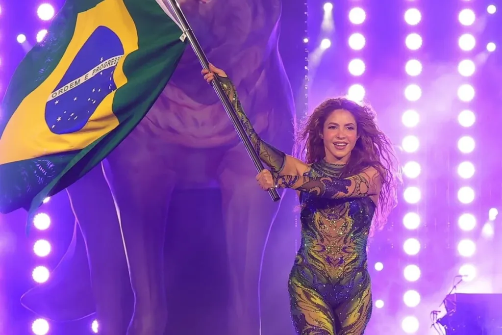 Show de Shakira e BTS na final da Copa será no intervalo. Veja horário
