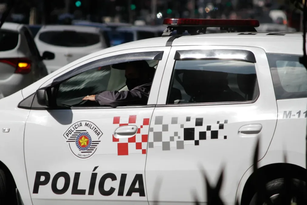Tiroteio deixa homem ferido na Rua Augusta, centro de SP