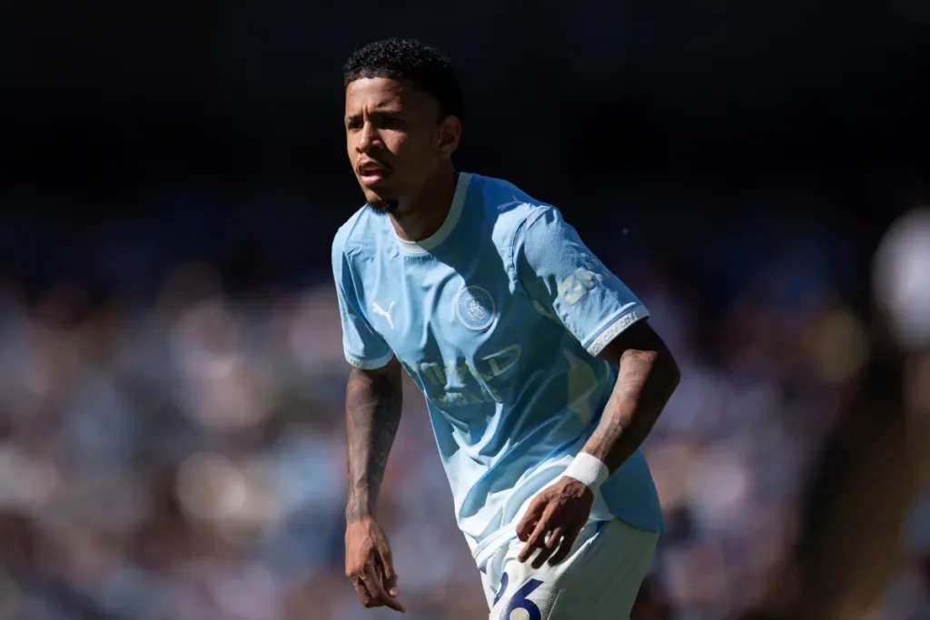 Tottenham busca contratação do brasileiro Savinho, do Manchester City