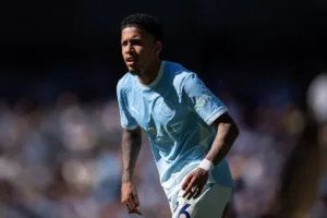 Tottenham busca contratação do brasileiro Savinho, do Manchester City