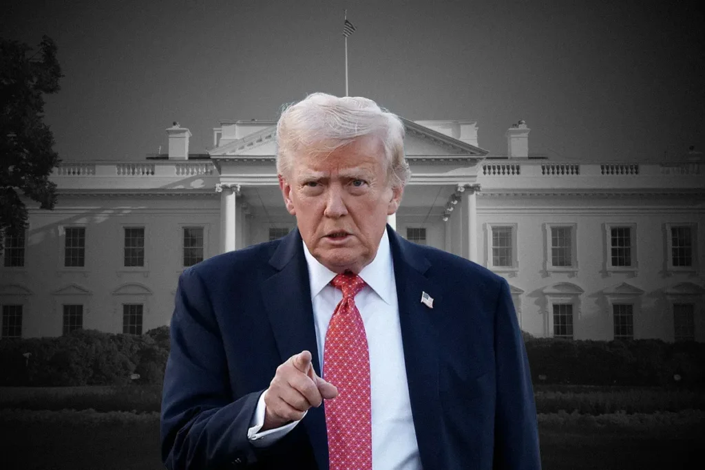 Trump: EUA ataca Irã "com muita força" para honrar militares mortos