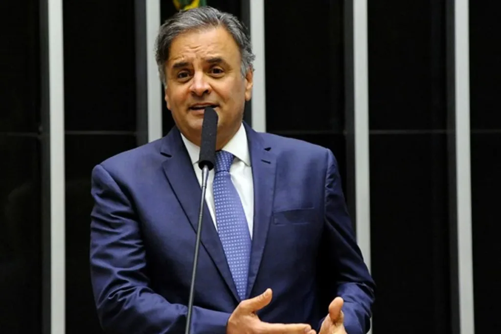 Valdemar quer Aécio na chapa do PL em Minas