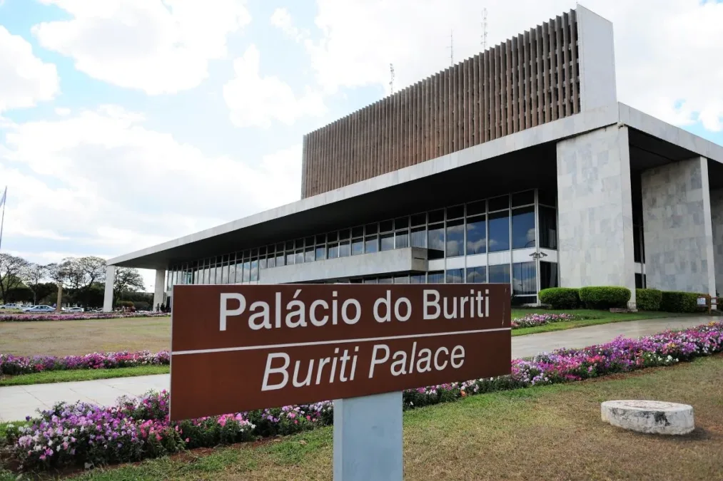 Veja a agenda dos candidatos ao Governo do DF nesta terça (18/8)