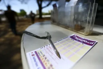 Veja o resultado da Lotofácil 3746 sorteada hoje (27/7)