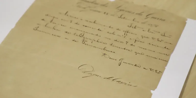 Venda ilegal de documentos históricos preocupa Arquivo Nacional