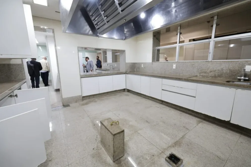 MG: especialistas apontam irregularidade em doação de bens de palácio