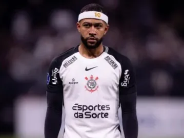 Corinthians procura Memphis para evitar novo transfer ban por dívida milionária; entenda