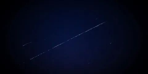 Proliferação de satélites põe em risco observações astronômicas