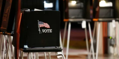 Democrata da Flórida vence primárias para Senado dos Estados Unidos