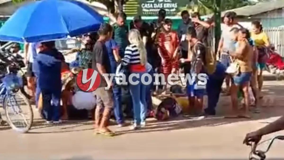 Colisão entre carro e moto deixa duas pessoas feridas em Epitaciolândia