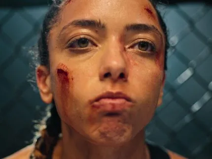 Alice Carvalho detalha preparação física e desafios para viver personagem em “Fúria”
