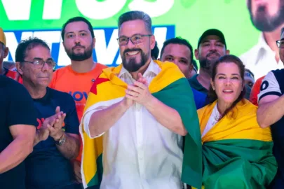 Alan Rick registra plano de governo com propostas para desenvolver o Acre.