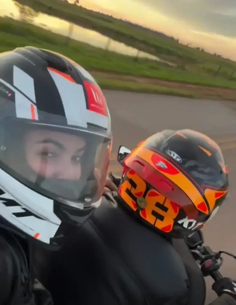 Casal acreano encara mais de mil km de moto até Cusco e grava aventura em vlog.