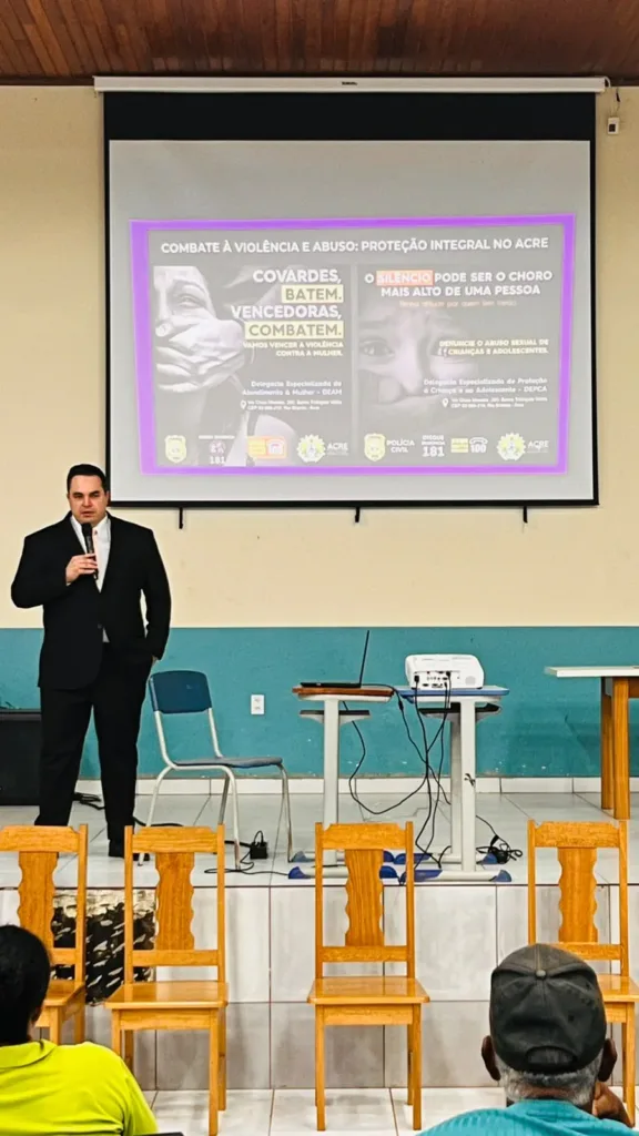 Agosto Lilás em Sena: Polícia Civil orienta alunos sobre violência contra a mulher