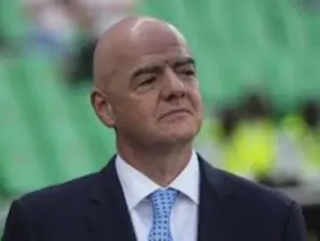 Ex-craques atacam gestão de Infantino em manifesto; veja quem assinou e quem ficou fora