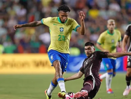 Convocado de última hora para a Copa, Éderson revela surpresa com recuo do United