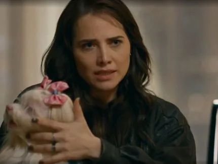 Adriana descobre fortuna secreta de Arthur e muda de vida em “Quem Ama Cuida”