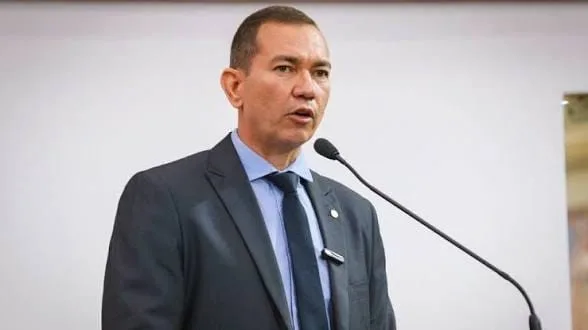 Gene Diniz destina R$ 7,96 milhões em emendas para Sena Madureira