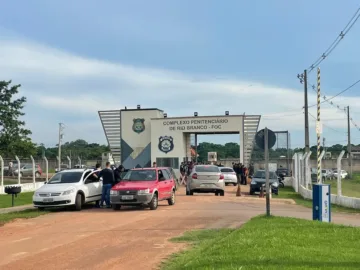 Entrada de unidade prisional do sistema penitenciário do Acre.