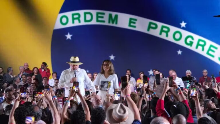 PT oficializa candidatura de Lula à Presidência da República com Geraldo Alckmin como vice nas eleições de 2026