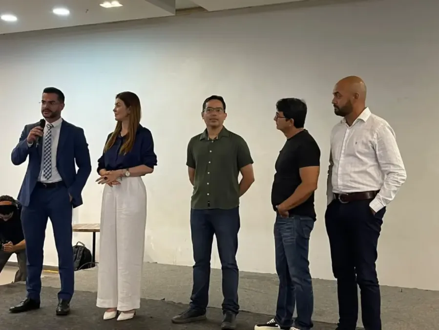 Mailza Assis apresenta equipe que coordenará campanha à reeleição no Acre