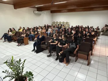 Policiais civis femininas recebem 80 novas pistolas Glock no Acre.