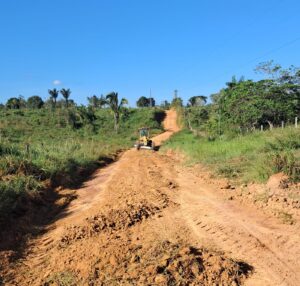 Ja foram reabertos neste ano mais de 2500 quilometros de ramais em Sena Madureira destaca prefeito Gerlen Diniz.