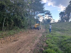 Ja foram reabertos neste ano mais de 2500 quilometros de ramais em Sena Madureira destaca prefeito Gerlen Diniz.