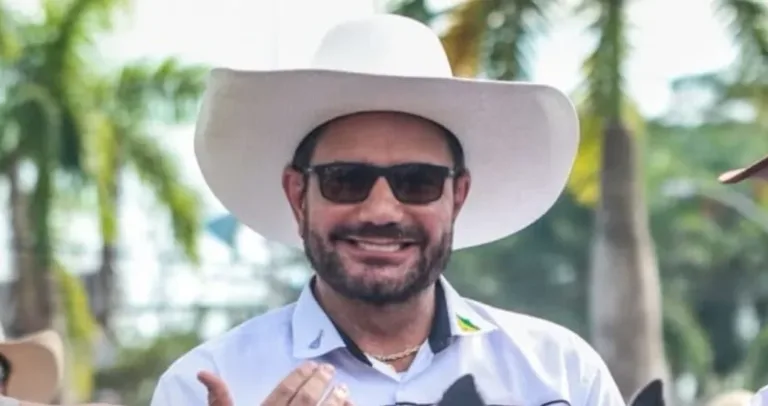 Gladson diz sentir saudade de comandar a Expoacre durante a Cavalgada em Rio Branco.