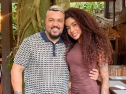 Ex-BBB Giovanna Jacobina se declara para Belo em data especial: “Pai é quem cria”