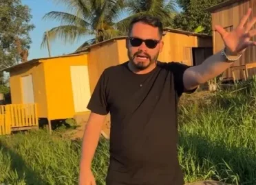 Vereador Maycon Moreira pede instalação de parada de ônibus coberta em Sena Madureira.