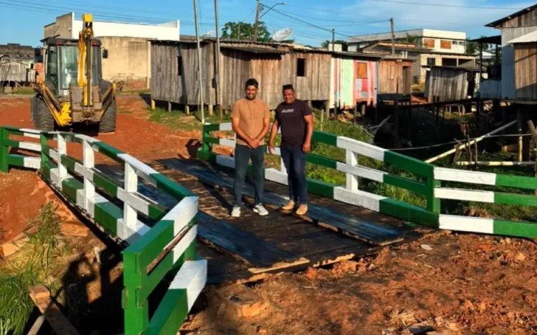 Nova ponte sobre o Igarapé Chá é entregue em Sena Madureira.