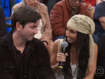 Filha de Vladimir Brichta emociona público ao revelar como pai marcou sua infância