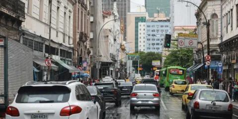 Adesivo eleitoral pode levar à perda da cobertura de seguro