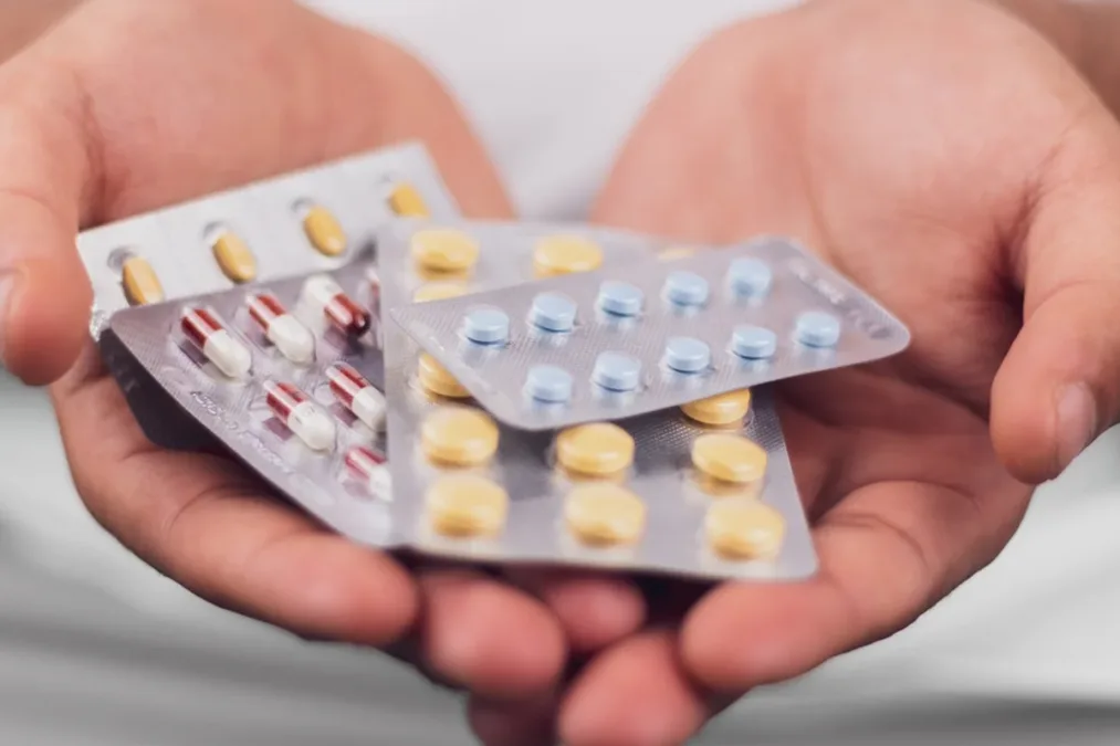 Anvisa libera entrega de medicamentos por apps; veja como funciona