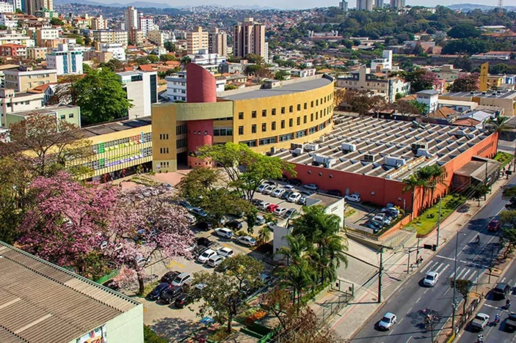 Após veto, Lula age para transformar o Cefet-MG em universidade