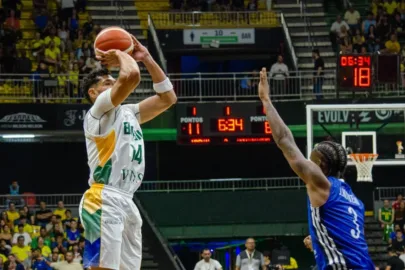 Basquete: após derrota, Brasil encara o México pelas Eliminatórias da Copa