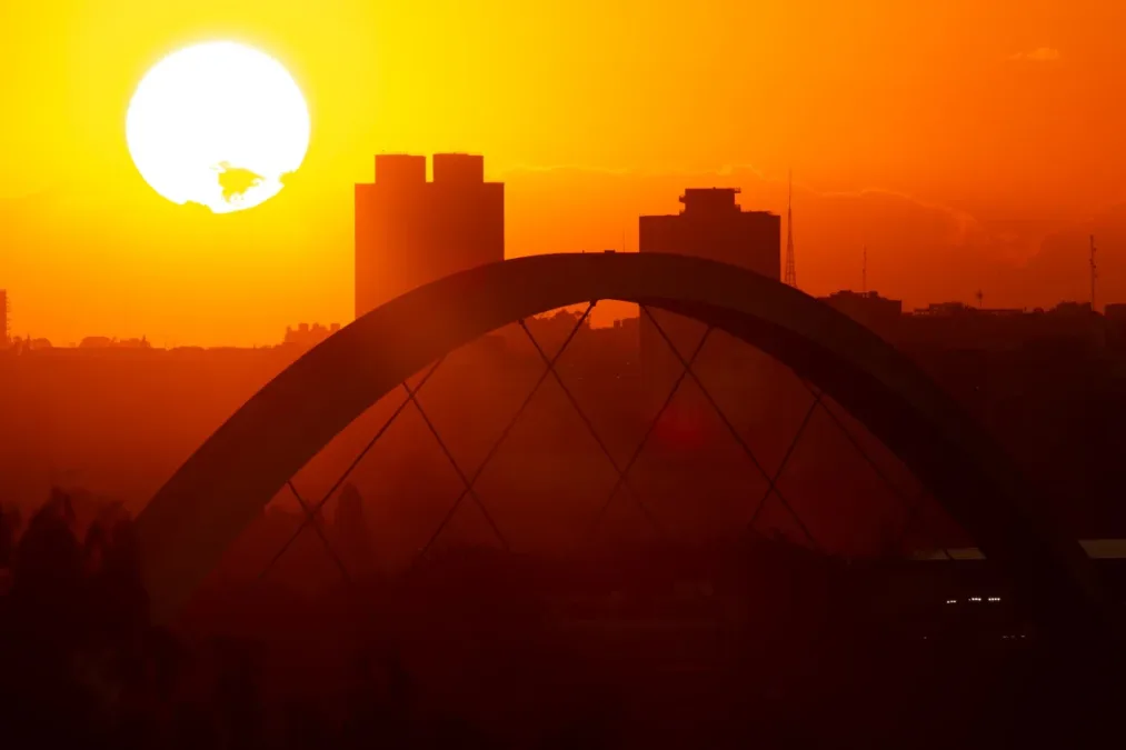 Bolha de calor pode elevar temperatura a 43ºC em regiões do Brasil
