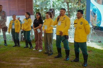Brigadistas reforçam preparação para prevenir incêndios florestais no Acre.