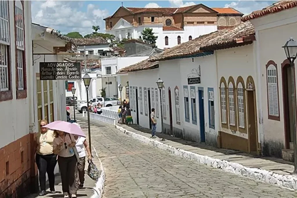 Calorão: municípios de Goiás registram as maiores temperaturas do país