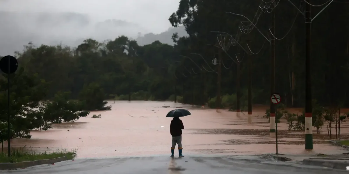 Ciclone extratropical favorece tempestade no Rio Grande do Sul