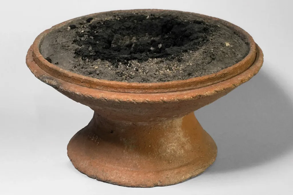 Cinzas de Pompeia revelam aromas de rituais feitos há 2 mil anos