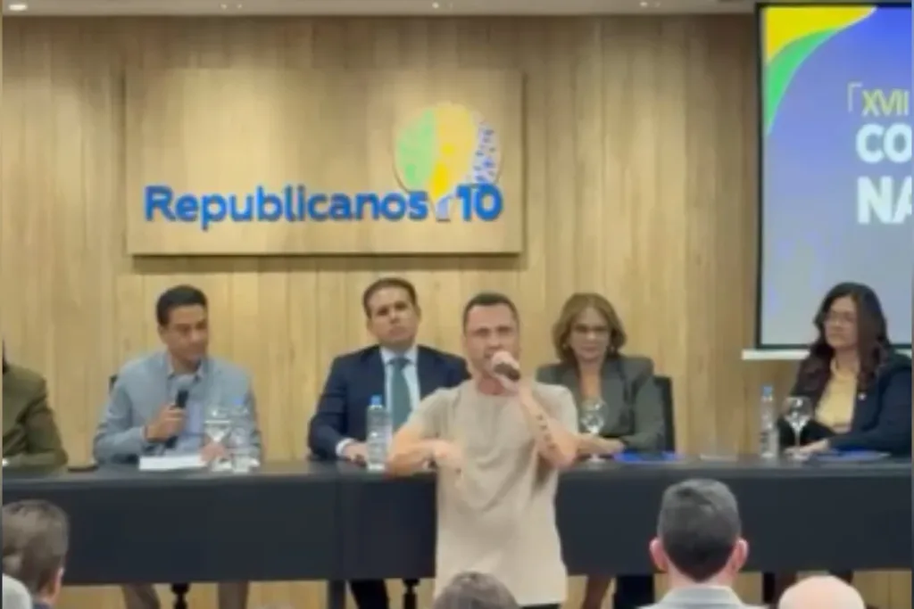 Cleitinho volta atrás e diz que ainda quer disputar governo de Minas