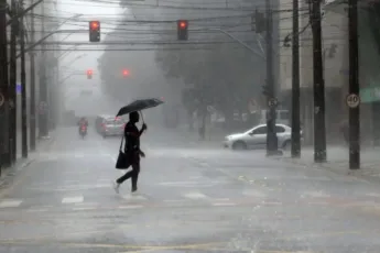 Clima: chuvas voltam ao Sul e ar seco provoca calorão em parte do país