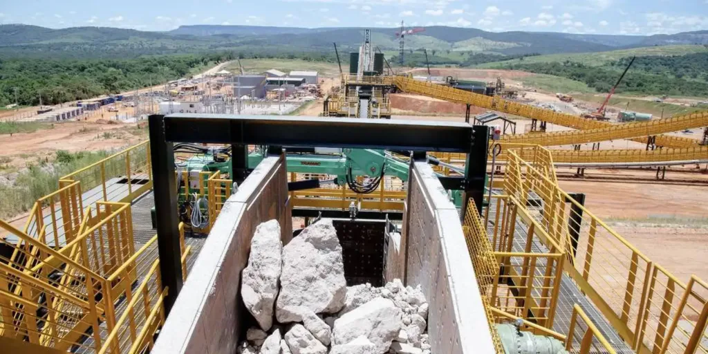 CMN facilita crédito emergencial a fertilizantes e minerais críticos